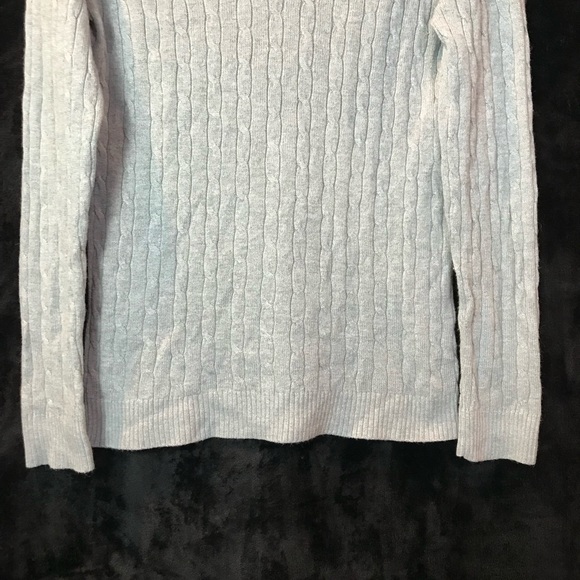 Loft Light Gray Cable Knit Sweater, Soft, Stretch, Sexy V- Neck size L - Picture 9 of 12